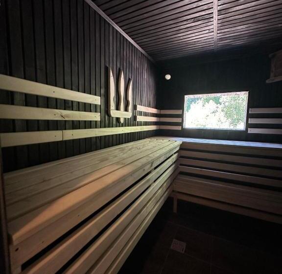 호텔 відпочинковий комплекс біла кобила