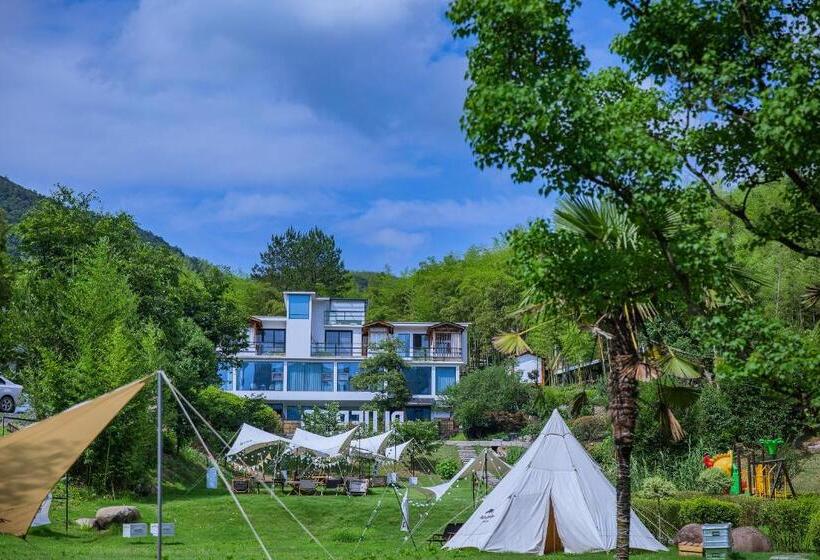 Hotel 安吉牧云山谷 中式花园民宿