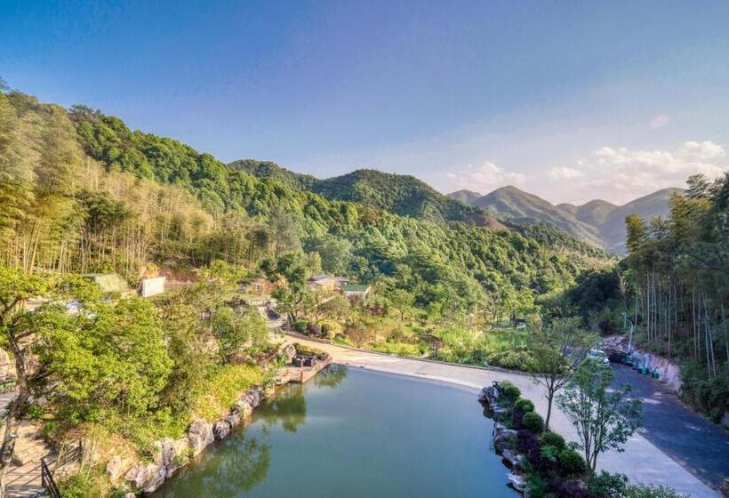 Hotel 安吉牧云山谷 中式花园民宿