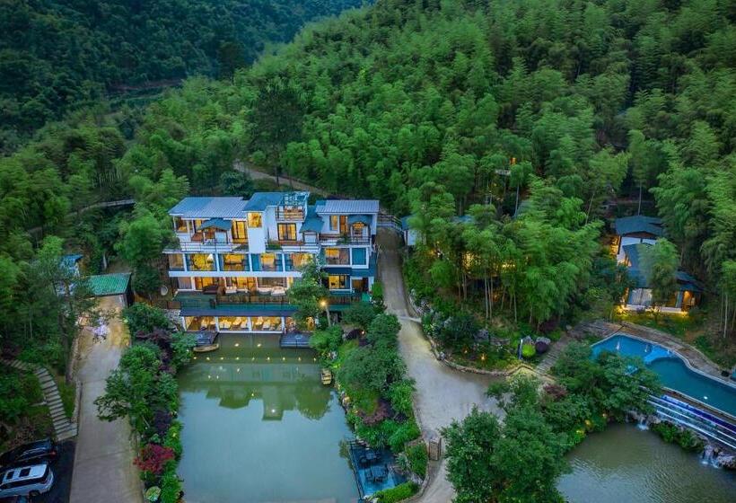 Hotel 安吉牧云山谷 中式花园民宿