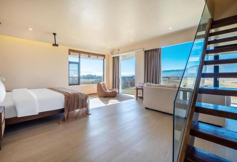 Отель 十里雪山玛格丽庄园