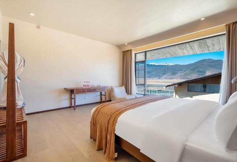 Отель 十里雪山玛格丽庄园