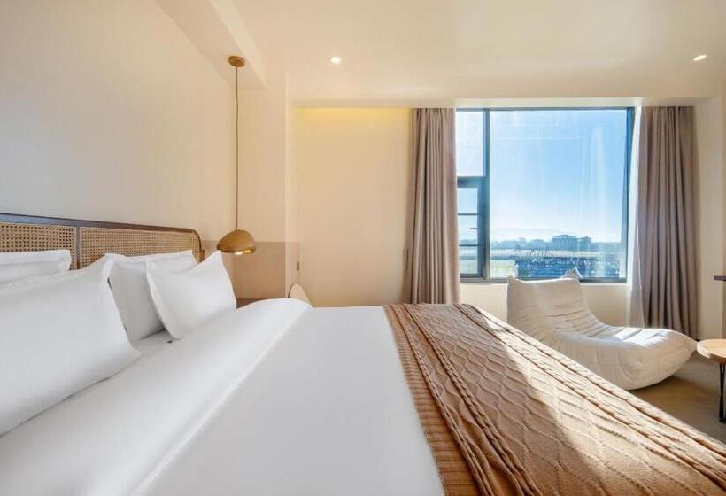 Отель 十里雪山玛格丽庄园