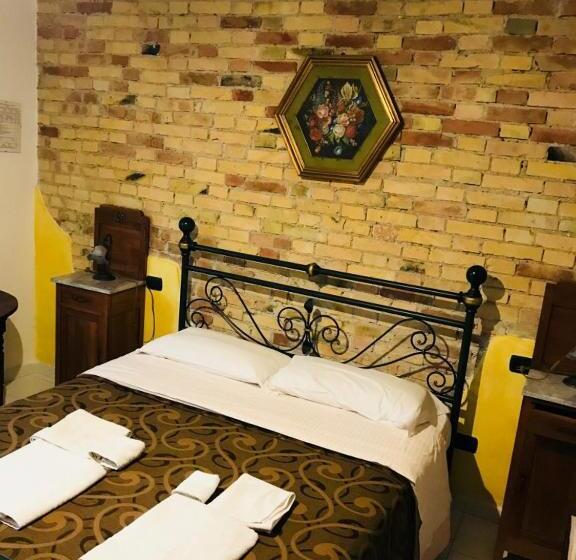 Отель Agriturismo La Collinetta