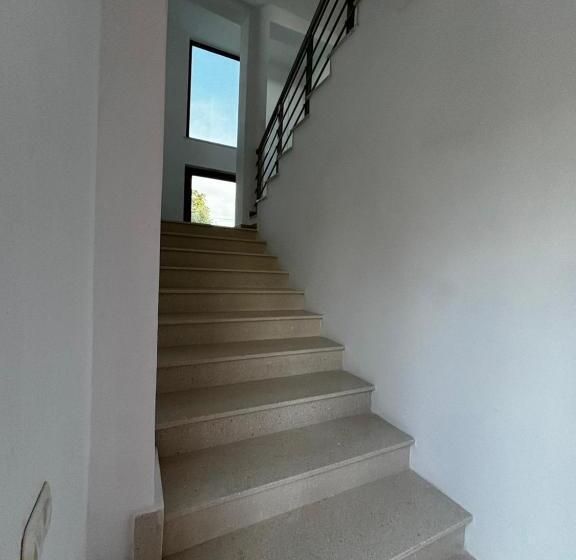 Отель Bedgodini