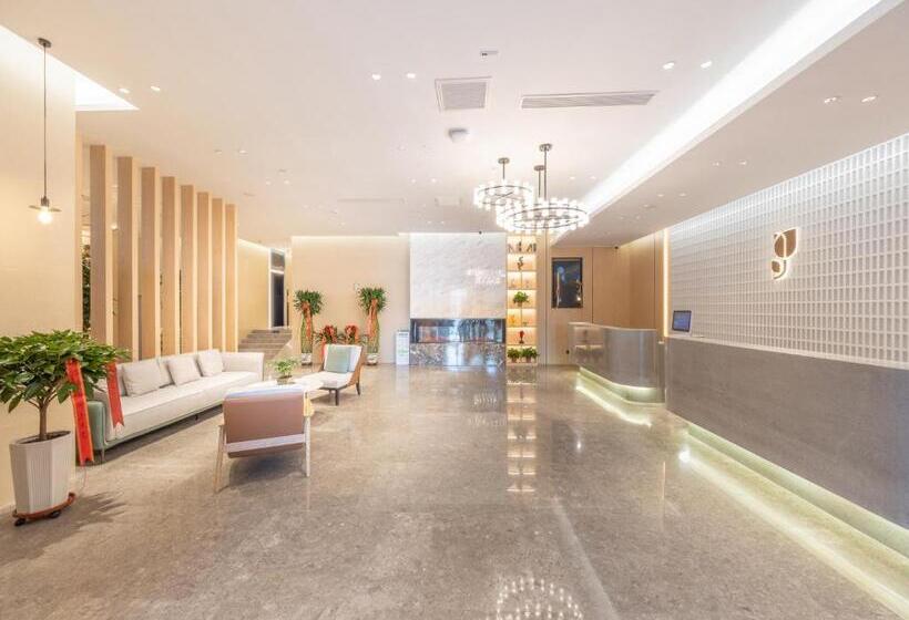 בית מלון כפרי Country Inn & Suite By Radisson, Lanzhou Lanzhou First Hospital Wulipu