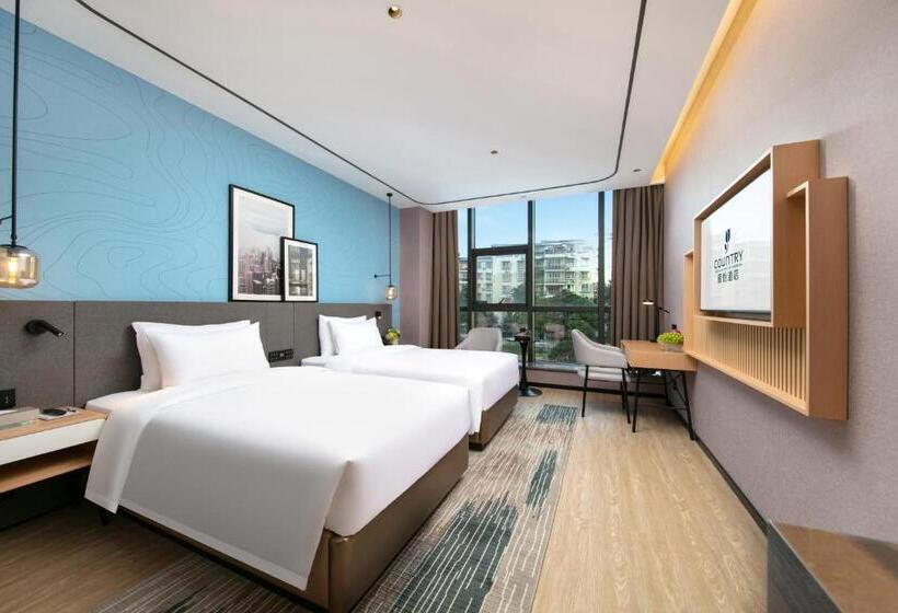 Отель Country Inn & Suite By Radisson, Nanchong Gaoping Airport North Sichuan Medical College