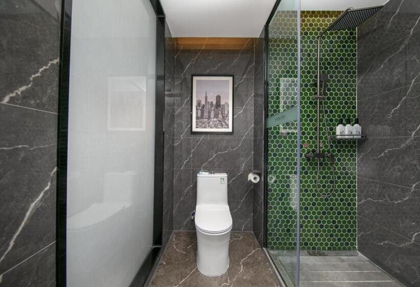 Отель Country Inn & Suite By Radisson, Nanchong Gaoping Airport North Sichuan Medical College