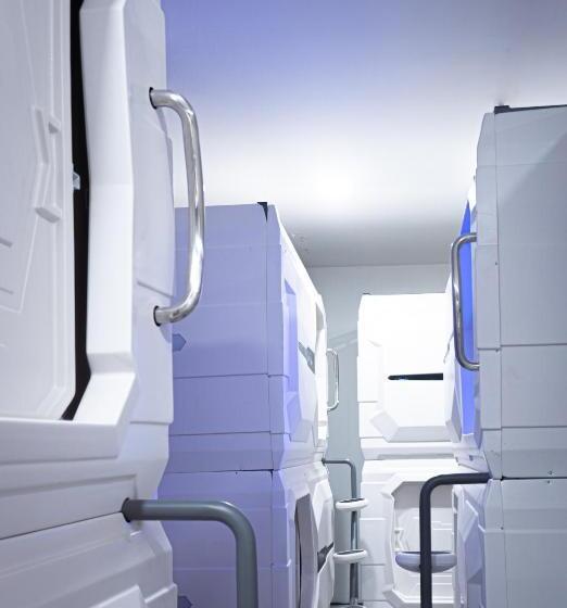 هتل کپسول Kapsul Express Mérida