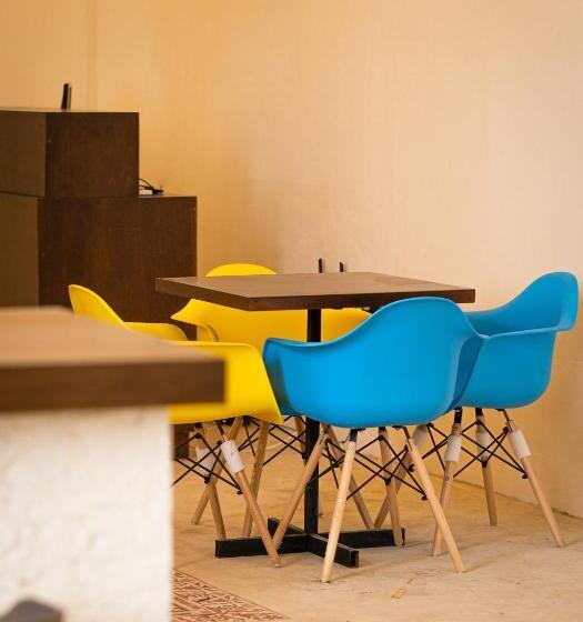 هتل کپسول Kapsul Express Mérida