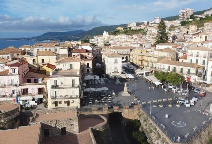 فندق Della Piazza