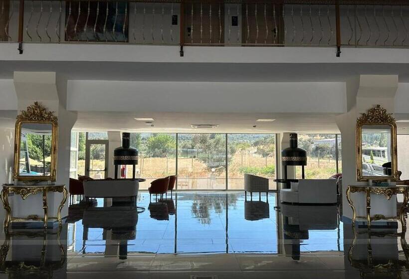 ホテル Etruscan Boutique