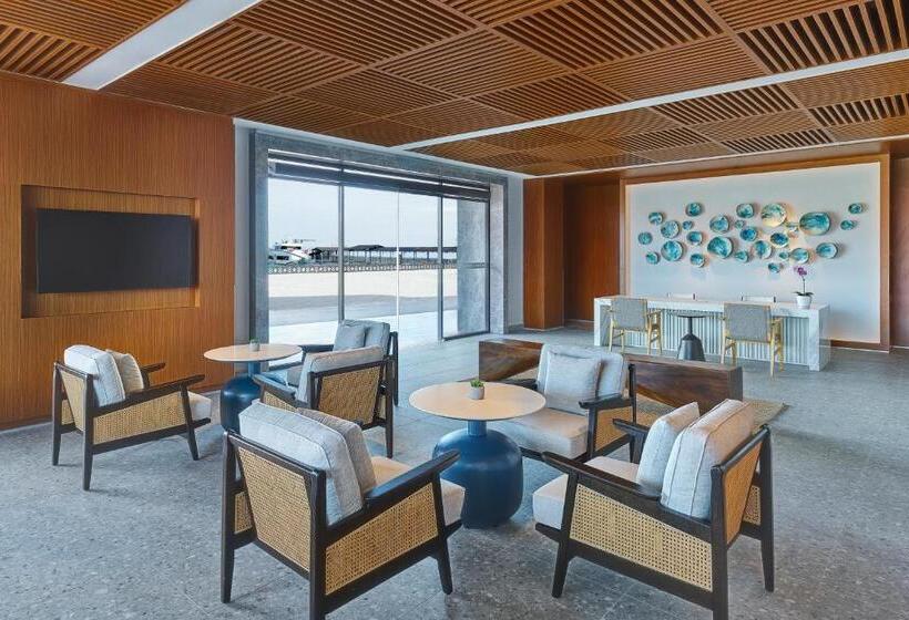 فندق Fairfield By Marriott Kuala Besut