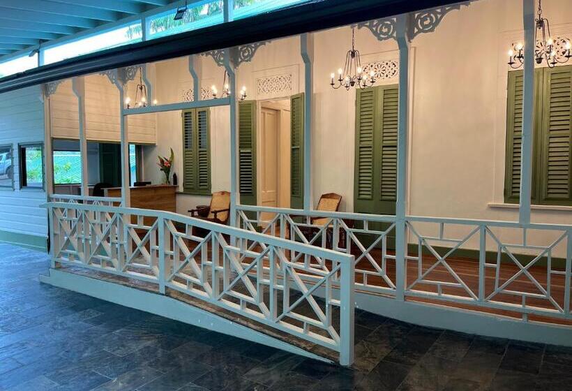 هتل Hadco Experiences At Asa Wright Nature Centre