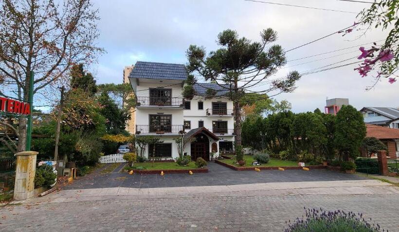 호텔 Helen Del Mar