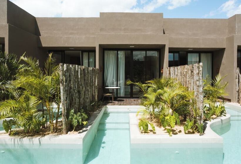 ホテル Koloa Concept