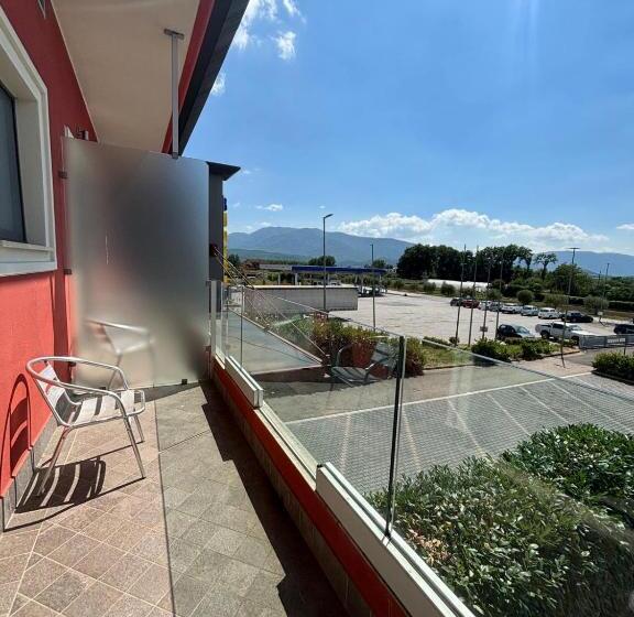 ホテル La Terrazza Ceprano