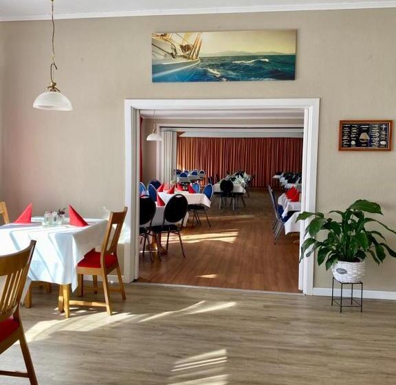 בית מלון כפרי Landgasthaus Sankt Annen