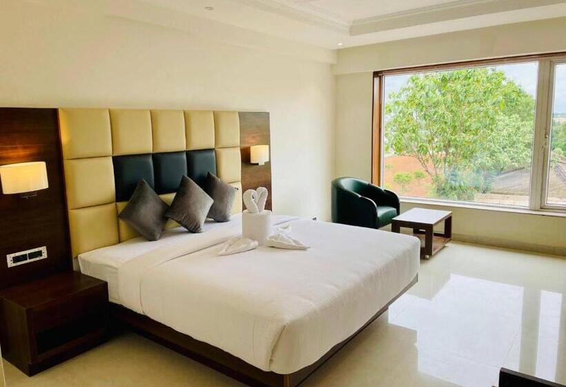 בית מלון כפרי Mastiff Grand Dharwad