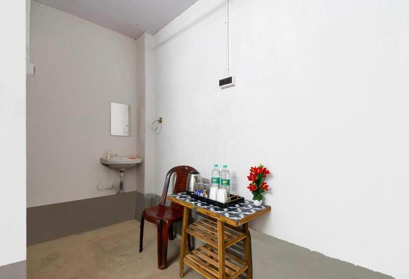 Отель Oyo Madhubani Ma Bramhamoye Resort