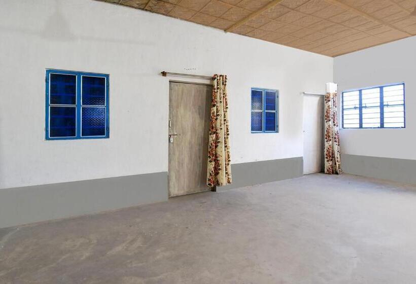 Отель Oyo Madhubani Ma Bramhamoye Resort