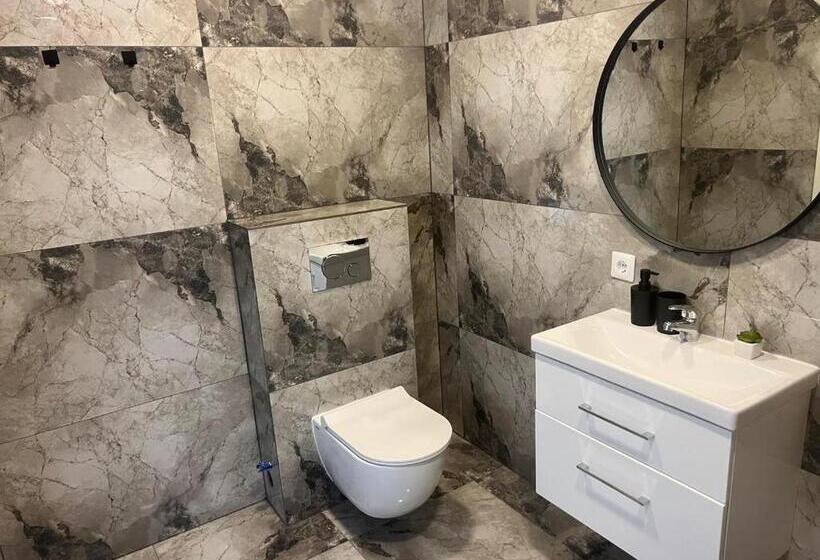 هتل Seaside Apartments 4