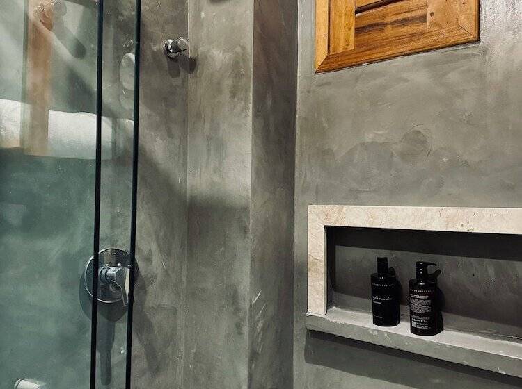 هتل Terrasa Solar