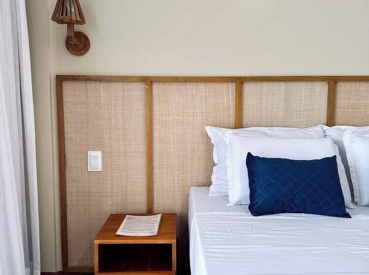 هتل Terrasa Solar