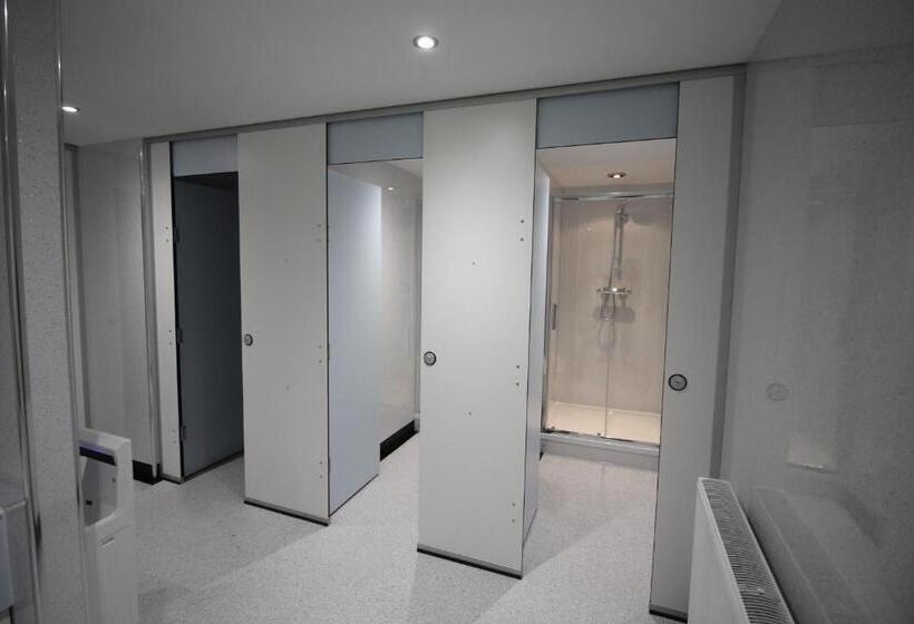 ホテル The Lodges