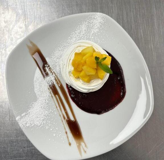 ホテル The Lodges