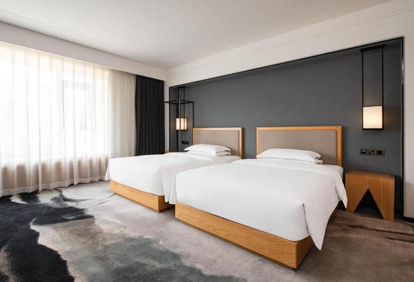 酒店 Yue Xin Yuan Spa Resort