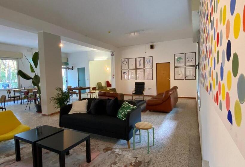 Meet Hostel Cervia