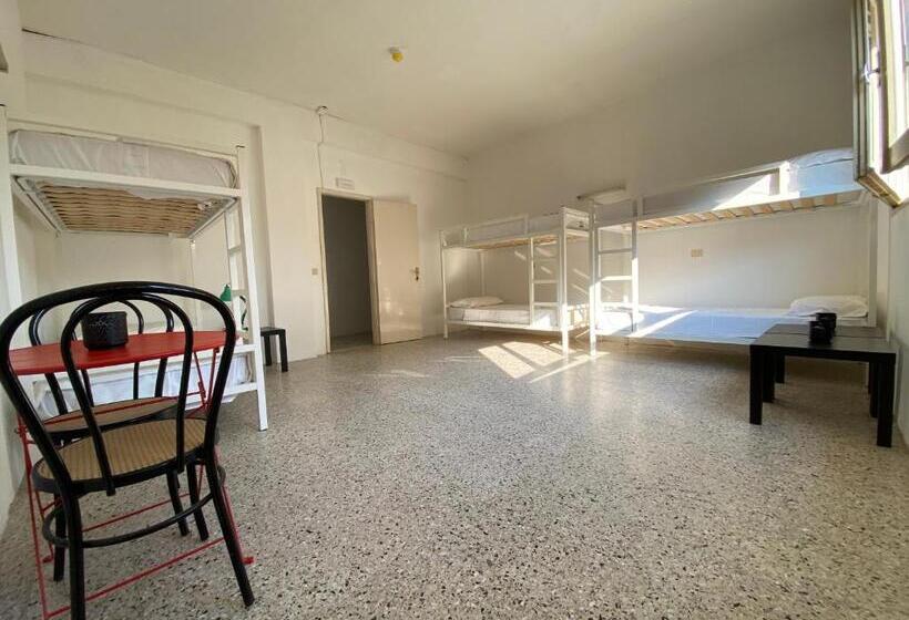 Meet Hostel Cervia