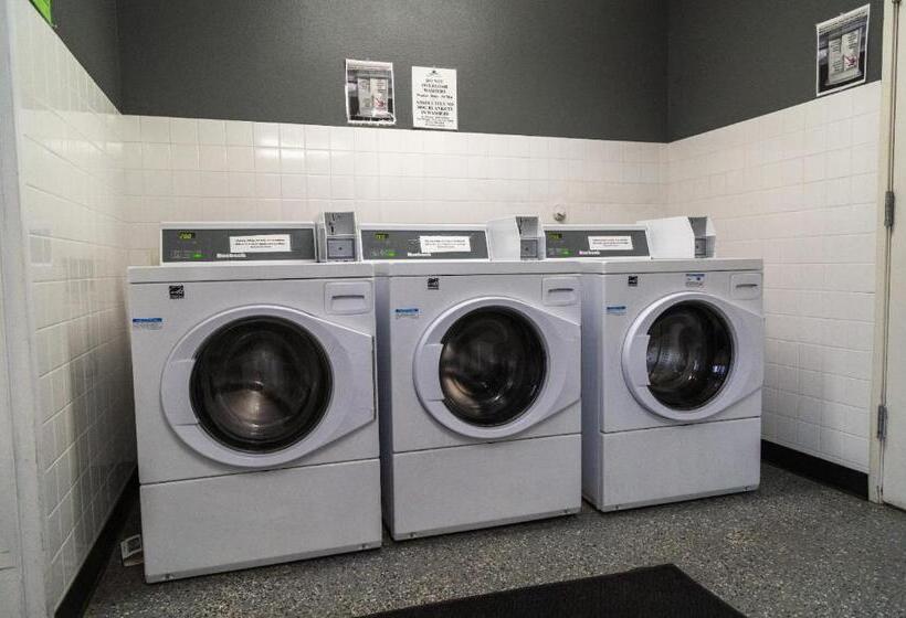 Moon River Park Room