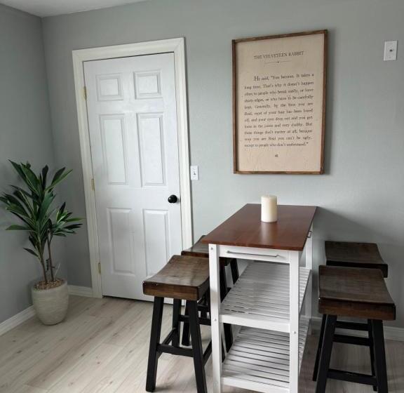 Moon River Park Room