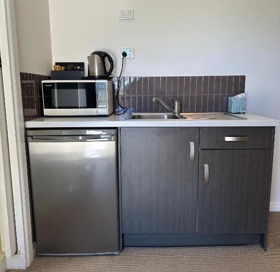 汽车旅馆  Parachilna Overflow Accommodation