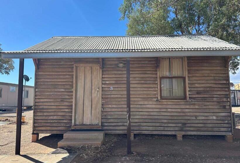 汽车旅馆  Parachilna Overflow Accommodation