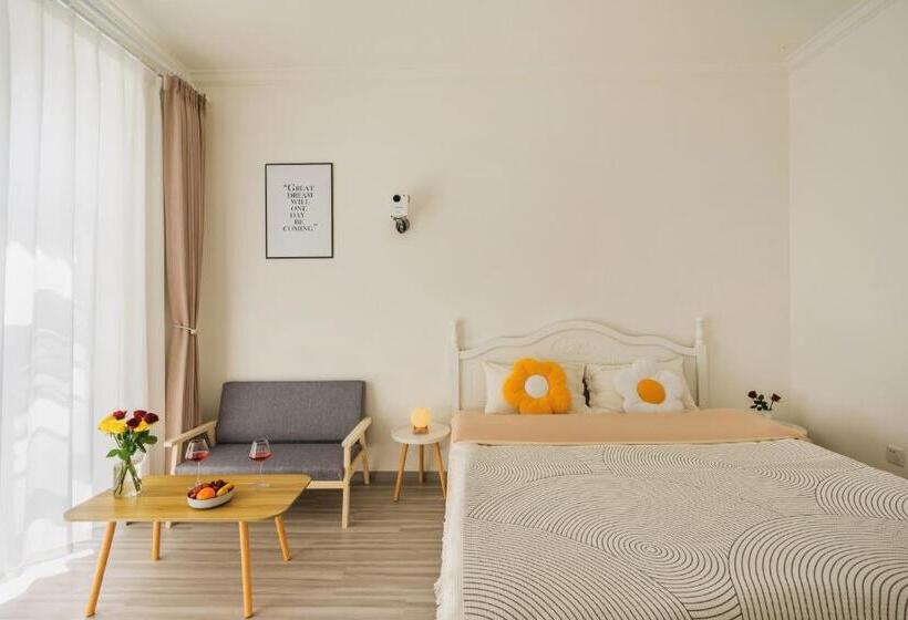 Пансион 大理古城渔月客栈