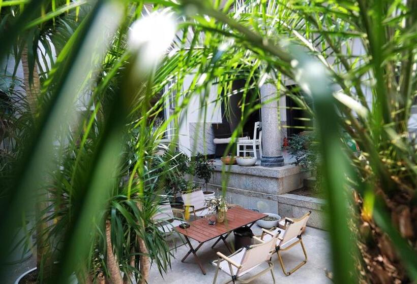 Пансион 大理古城渔月客栈