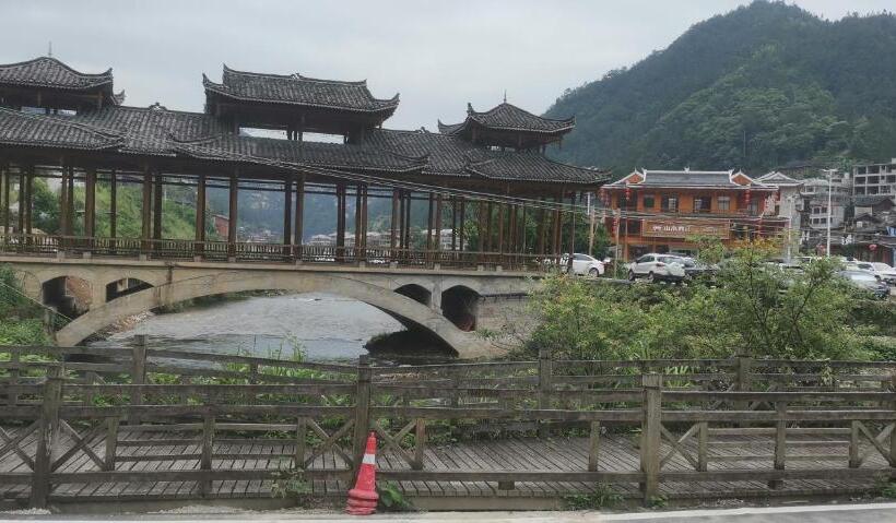 펜션 西江悦客之家民宿