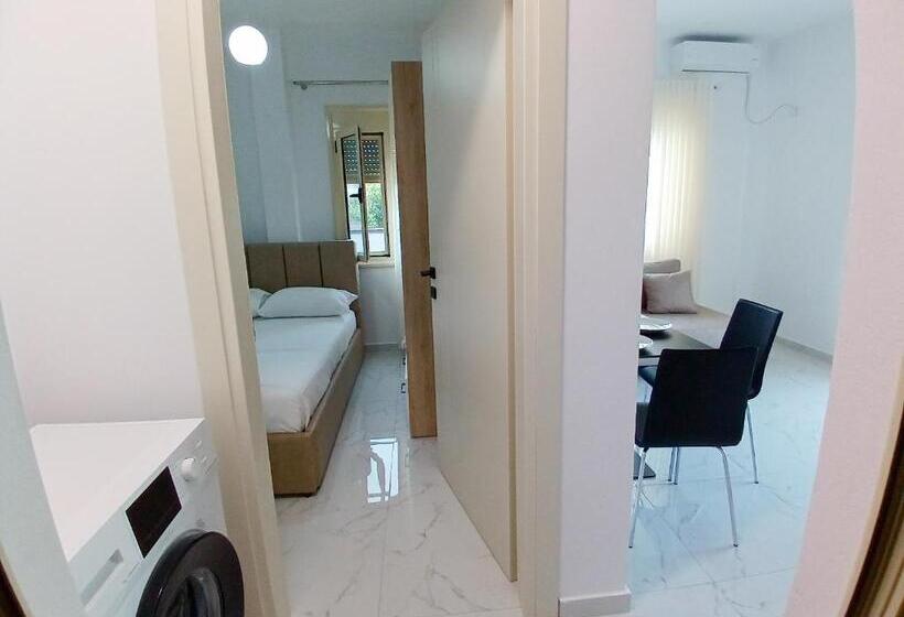 פנסיון Aiden S House 2