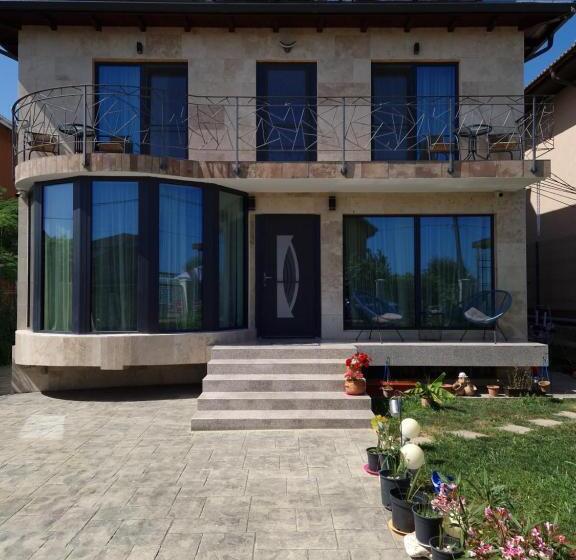 膳宿费 Casa țache