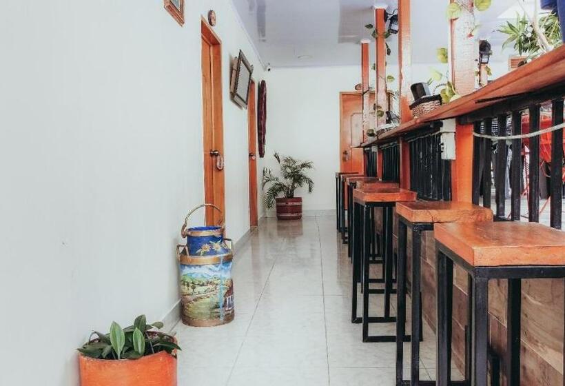 Пансион Casa Hotel Hostal Del Cafe