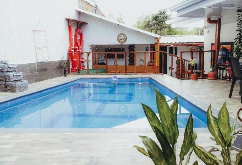 پانسیون Casa Hotel Hostal Del Cafe