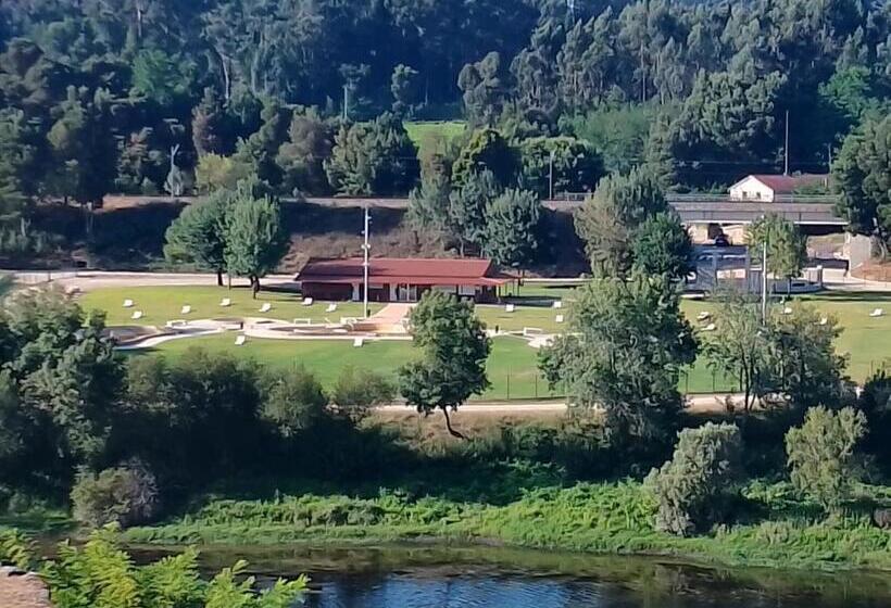 بنسيون Casa Samil