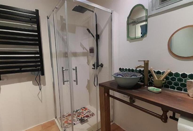 بنسيون Italuna