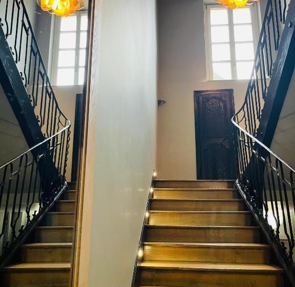 بنسيون L Hotel Particulier