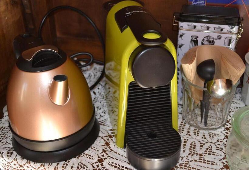 膳宿费 Maison Rénovée Avec Terrasse Privative Et Jardin Au Centre De Gemenos