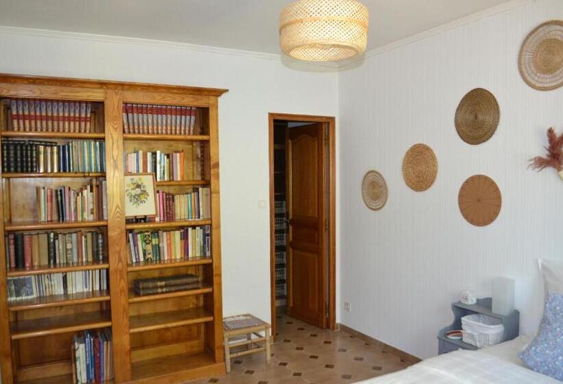 膳宿费 Maison Rénovée Avec Terrasse Privative Et Jardin Au Centre De Gemenos