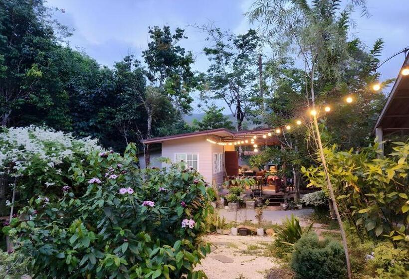 פנסיון Rat Min House